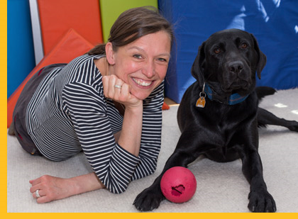 Dagmar Jenkner und Therapiehund